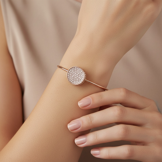 Mira.Eleganz für dein Handgelenk