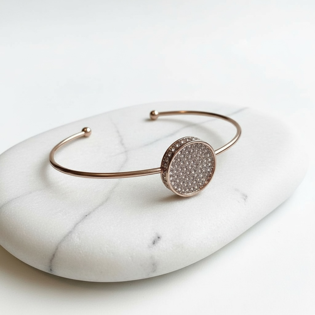 Mira.Eleganz für dein Handgelenk